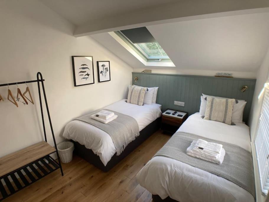Cosy 2 Bedroom Cottage In Scarborough'S Old Town 외부 사진