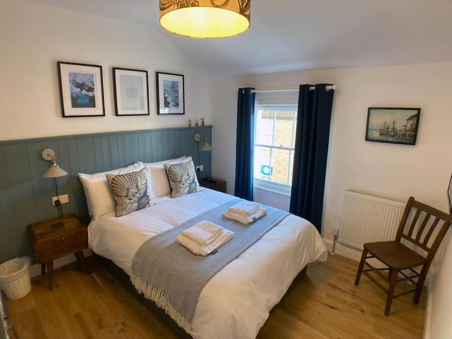 Cosy 2 Bedroom Cottage In Scarborough'S Old Town 외부 사진